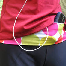 Load image into Gallery viewer, Insulin Pump Belt, Dexcom Belt, Smartphone Pouch, tallygear tummietote Belt-BLACK